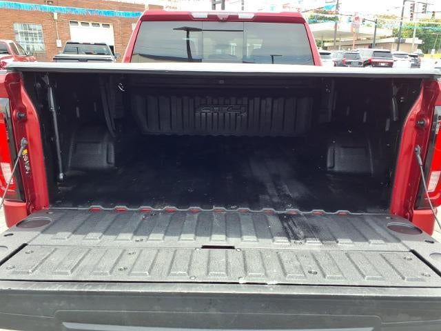 2024 GMC Sierra 1500 — detail view